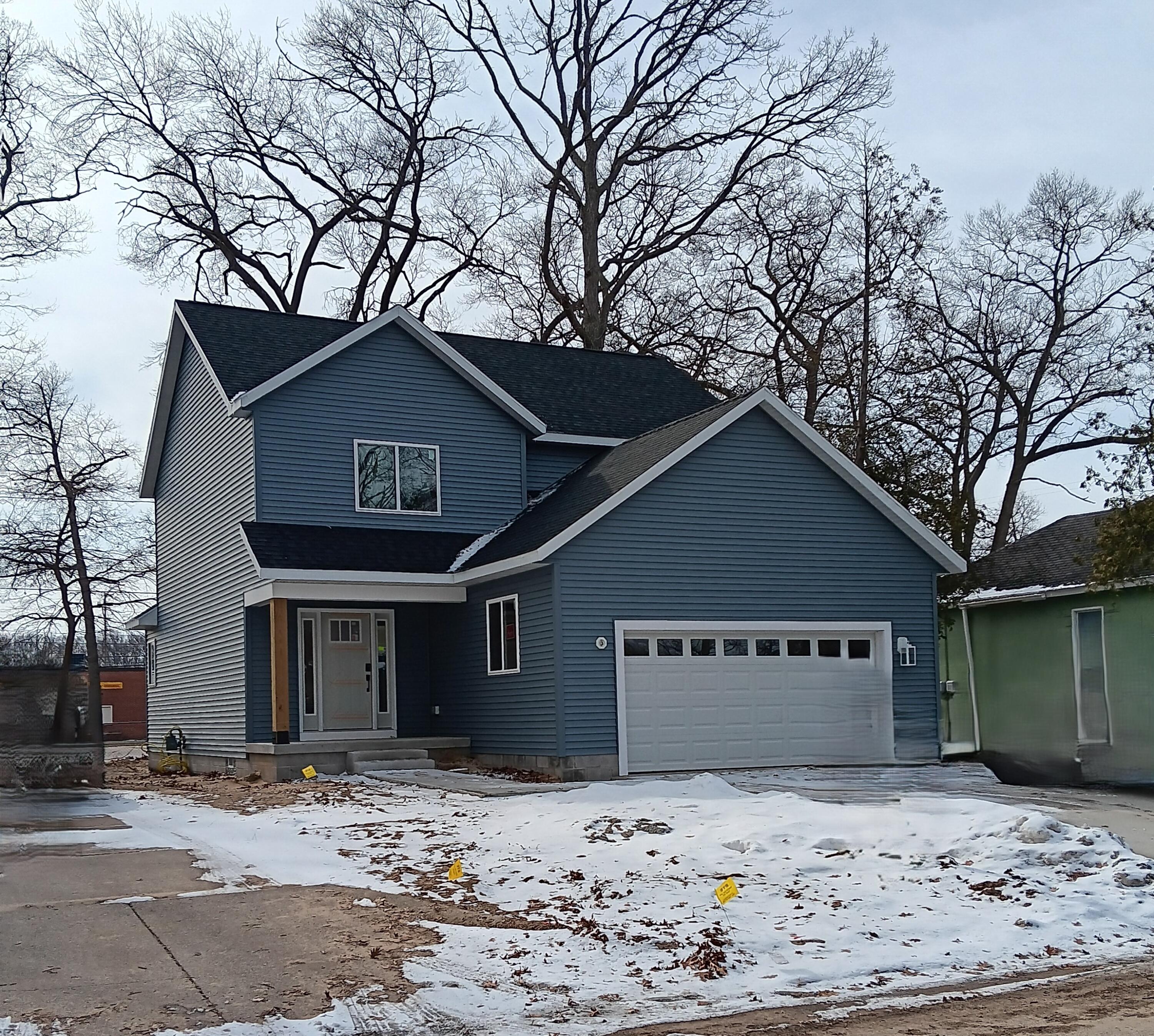 1671 Montague Avenue