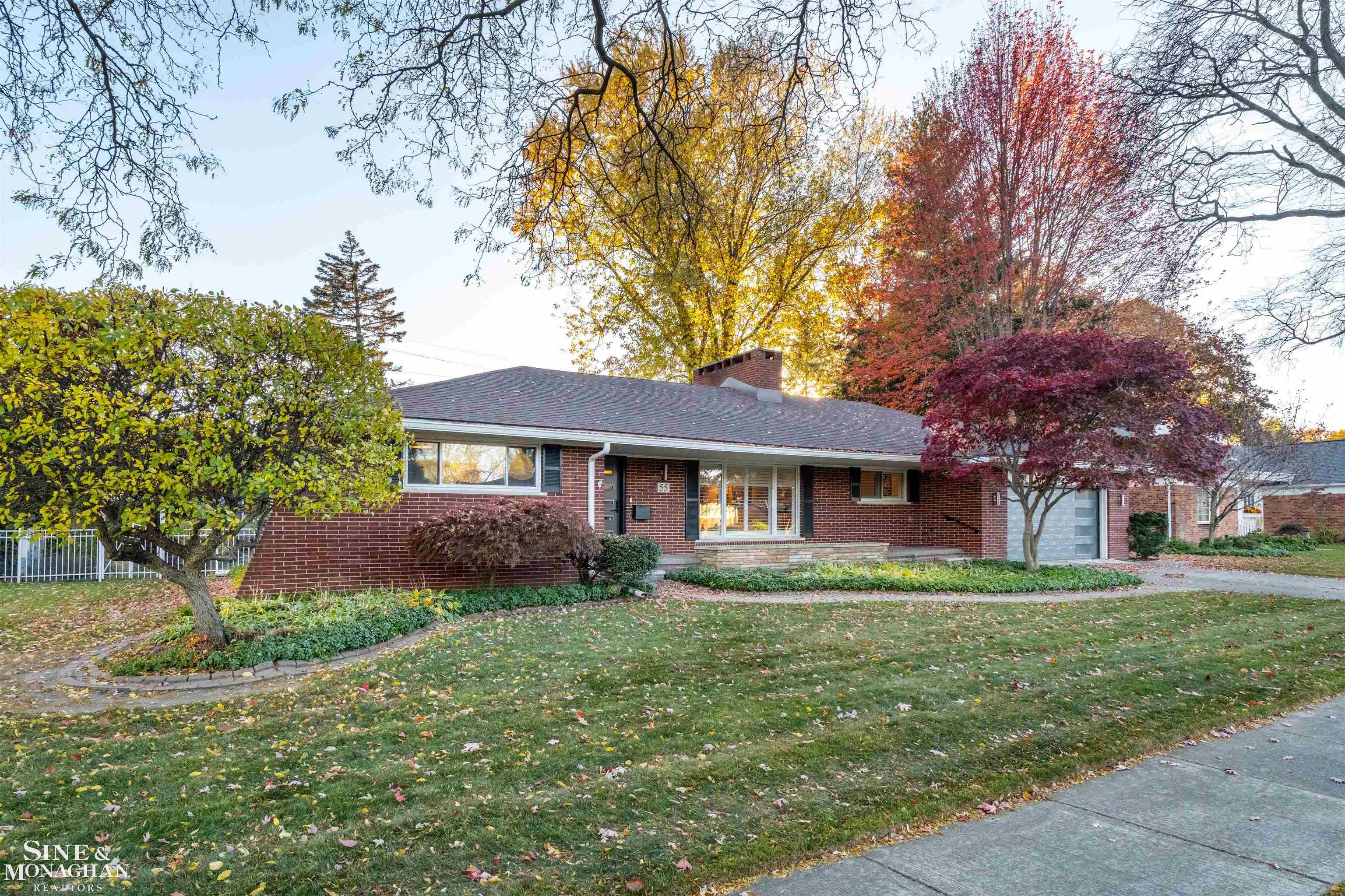 55 S Edgewood Dr Road