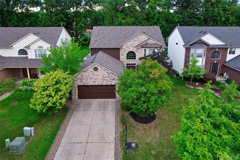 1387 Hartland Drive Troy City MI 48083