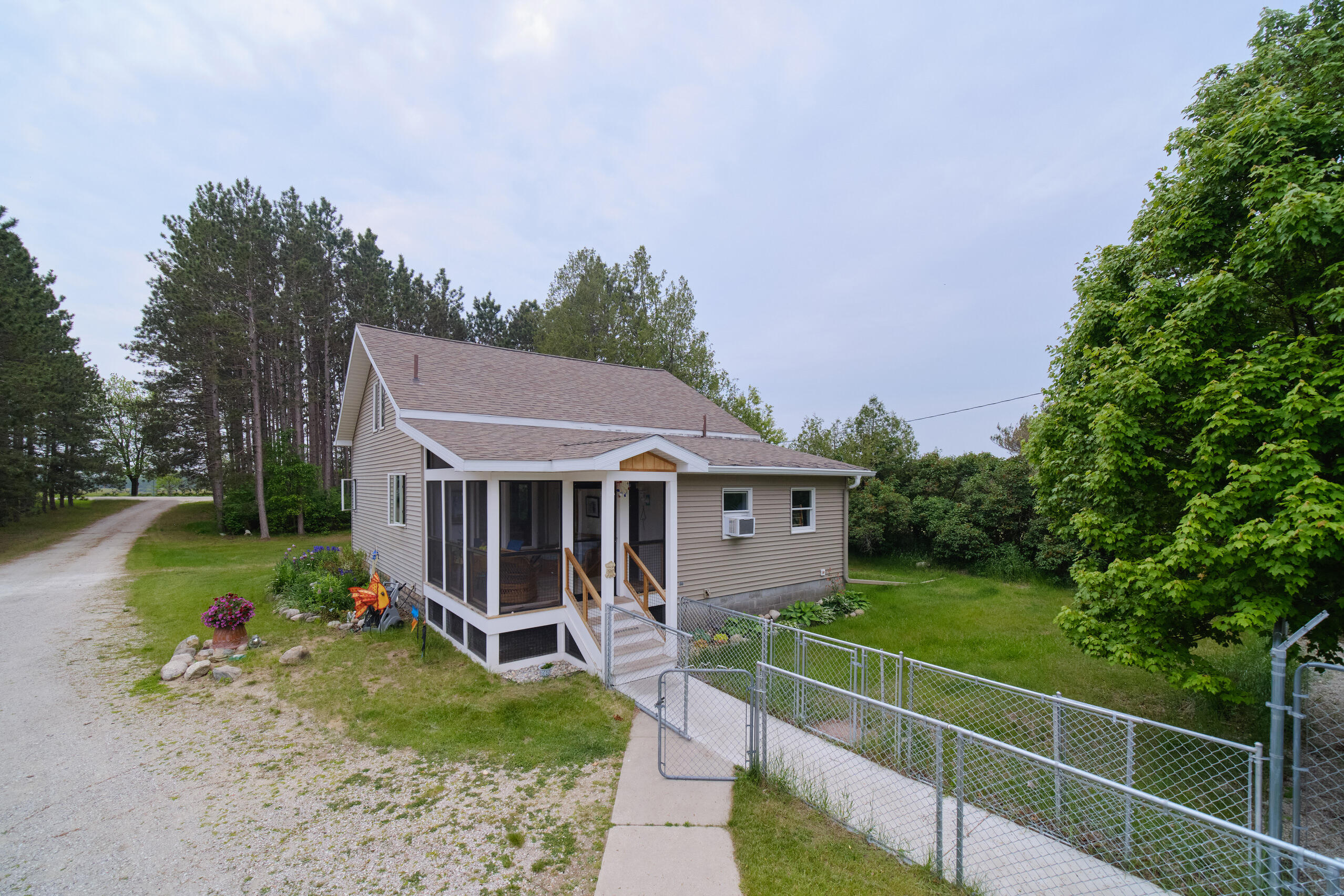 3750 River Road