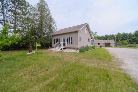 3750 River Road Manistee Township MI 49660