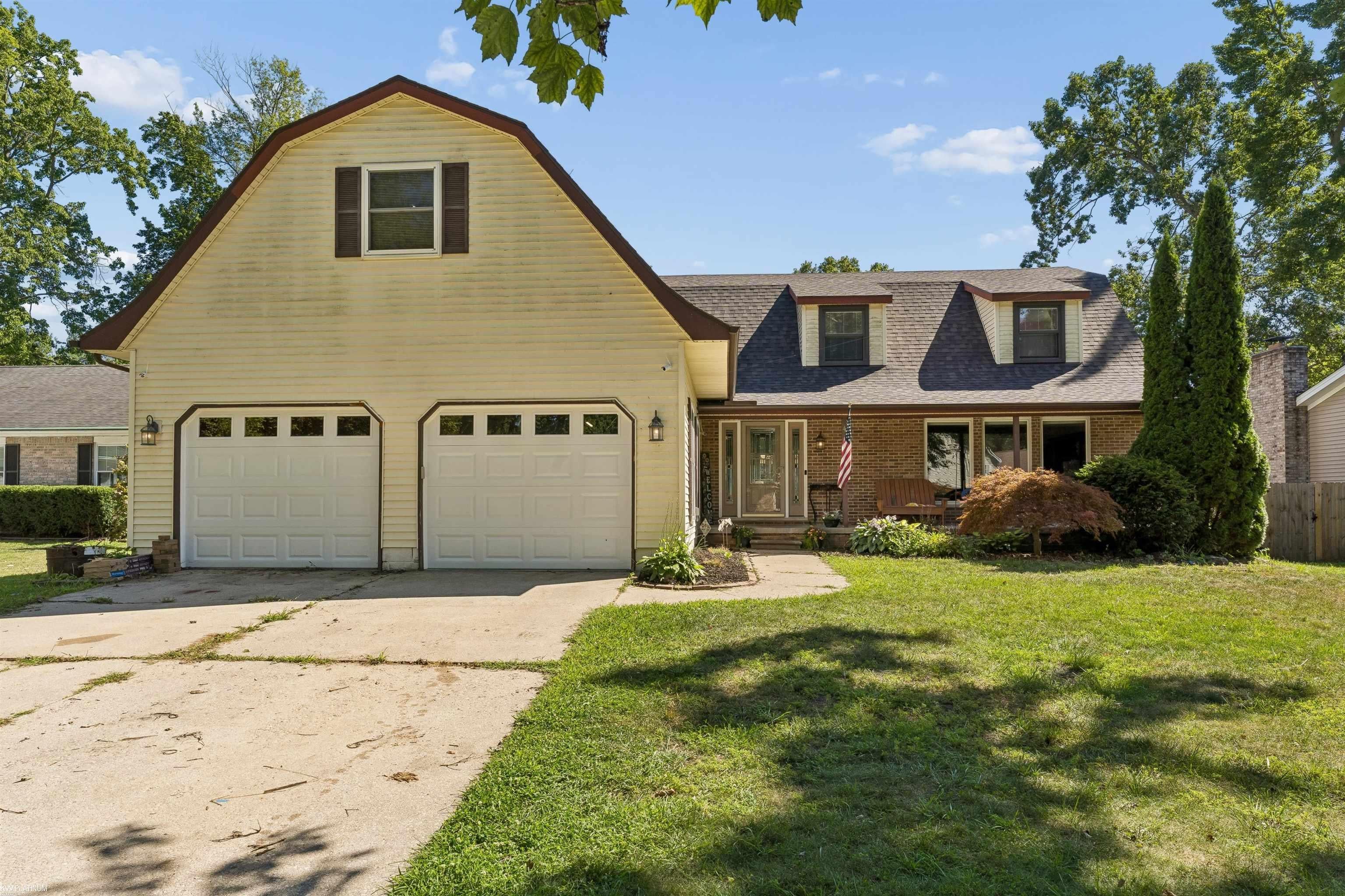 4165 Surrey Lane