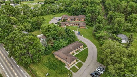 10660 E Holly Road Springfield Charter Township MI 48350