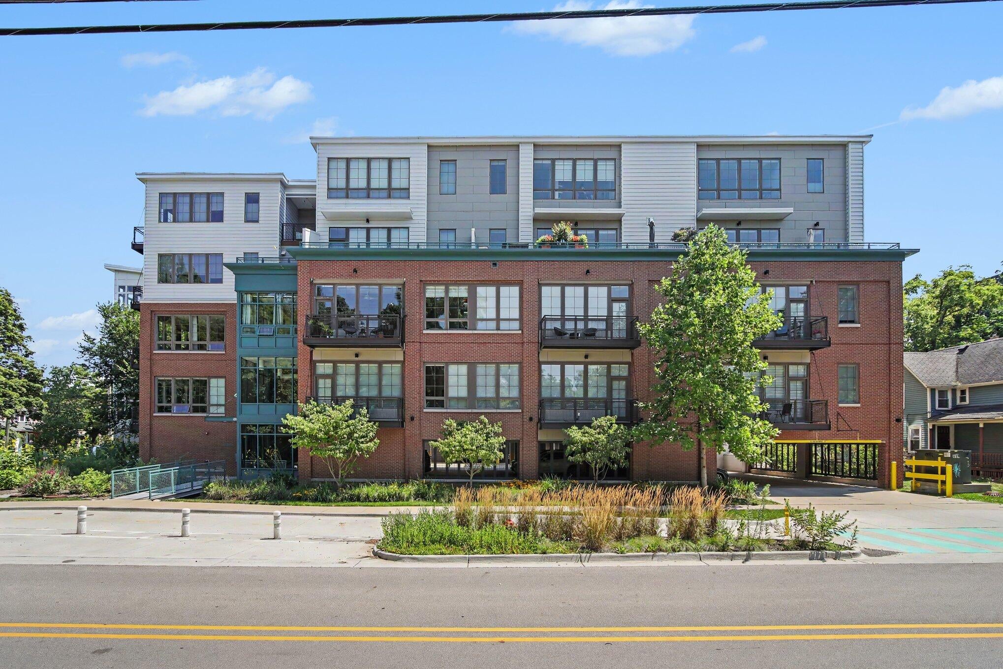 410 N 1st Street 203