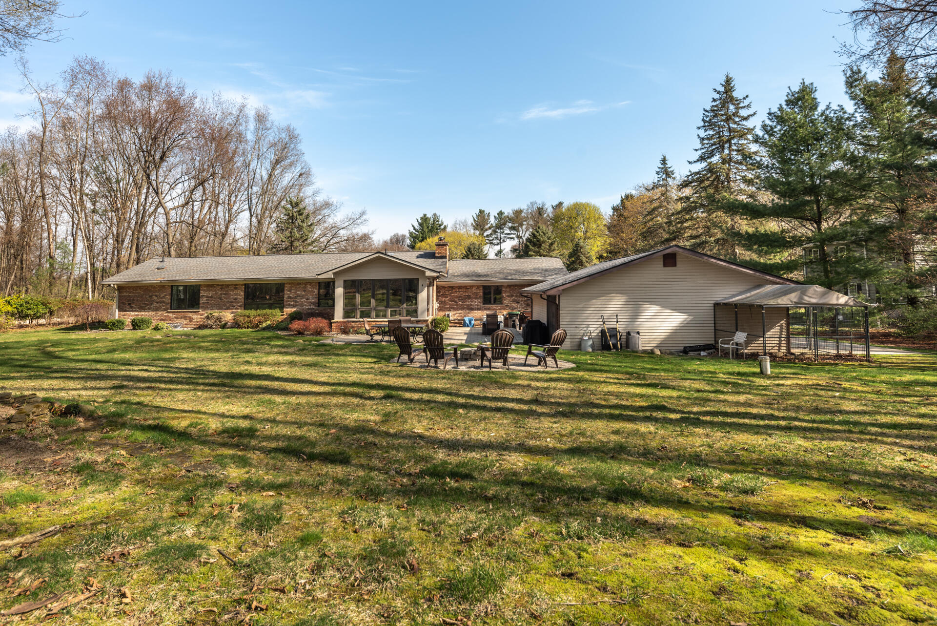 1225 Jeffrey Lane