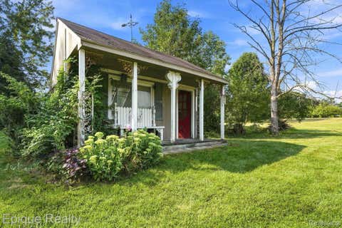 Tiny photo for 11315 Lippincott Boulevard E, Davison Township, MI 48423 (MLS # 20261065161)