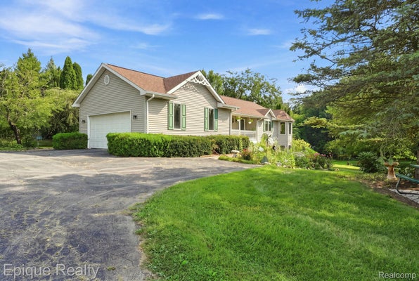 11315 E LIPPINCOTT BLVD, DAVISON, MI 48423 - Image d0b283ac48cf71fceba19c3fce673f75/3782243614