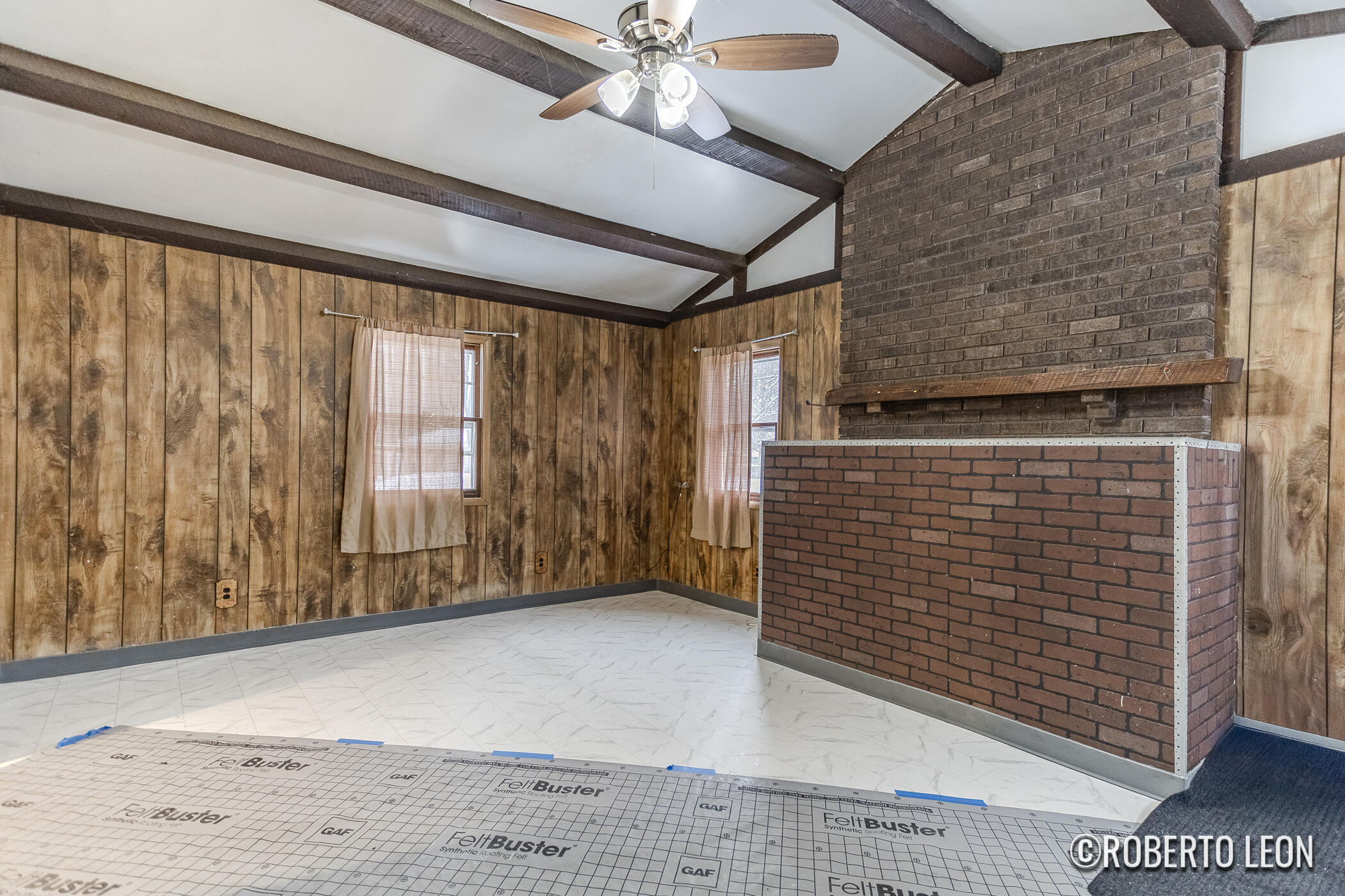 922 Burton Street SW