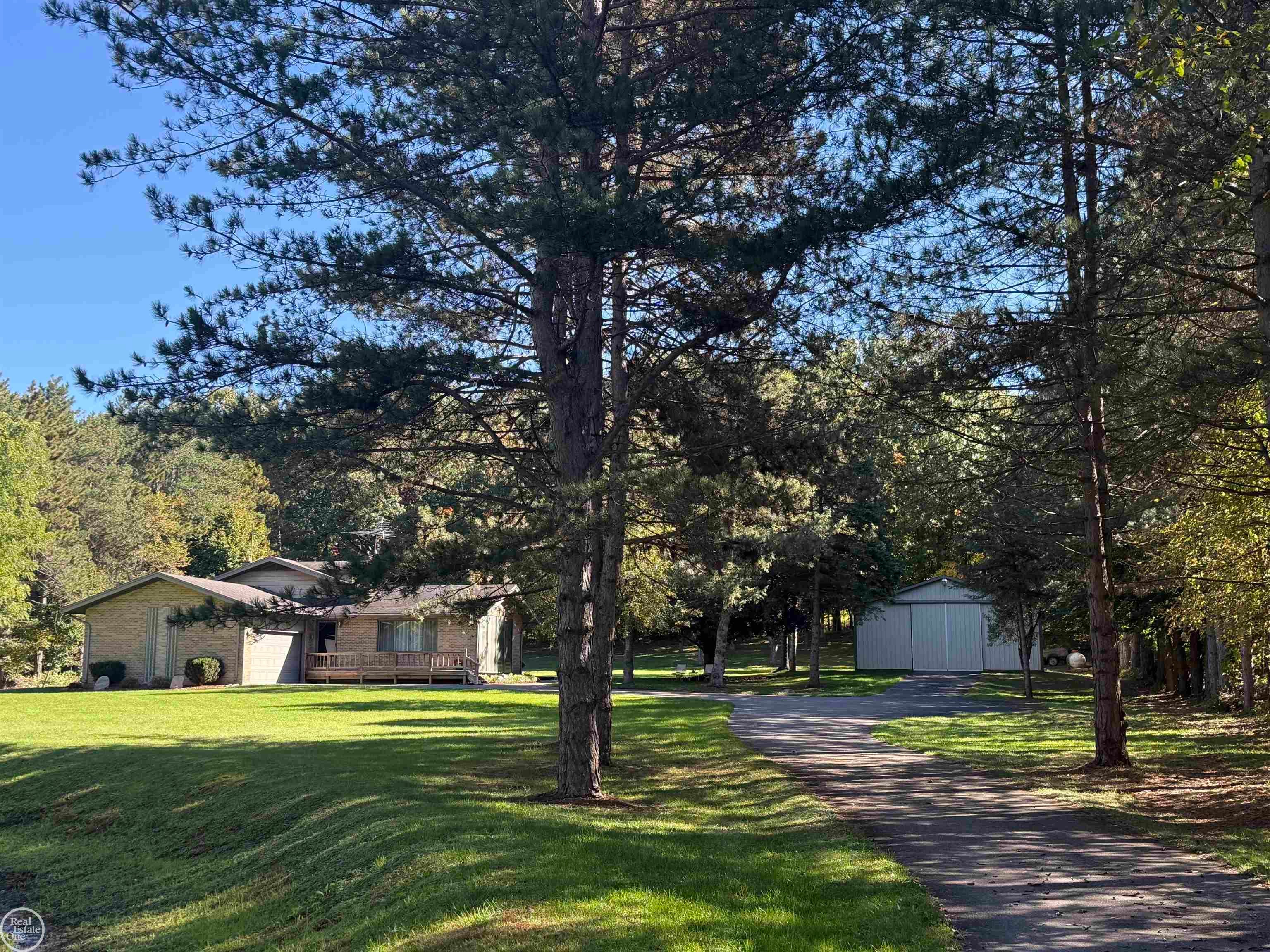 306 N Hurd Road