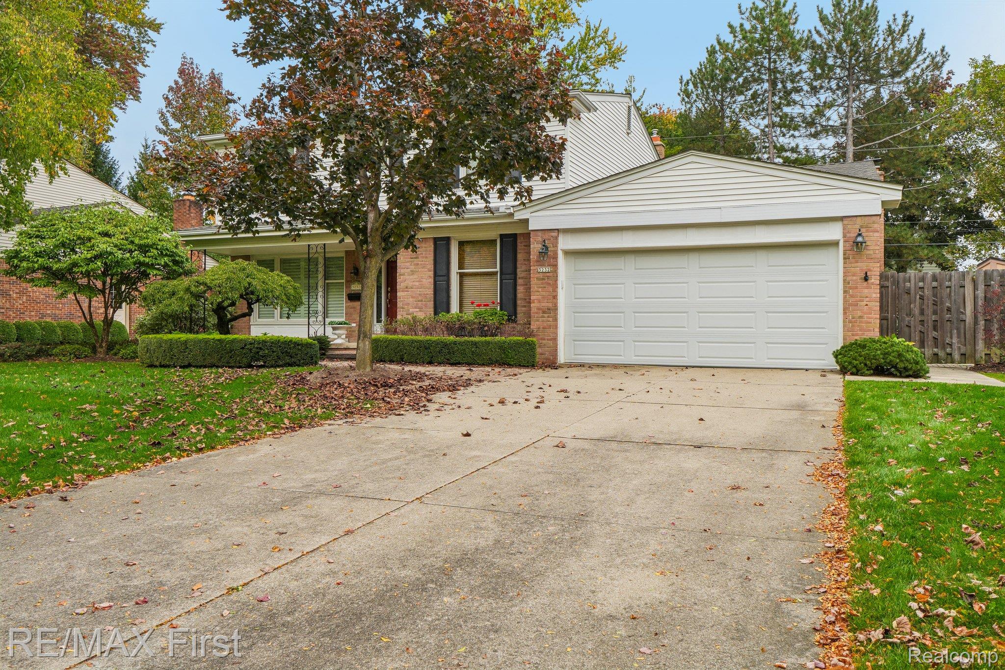 3232 Essex Drive