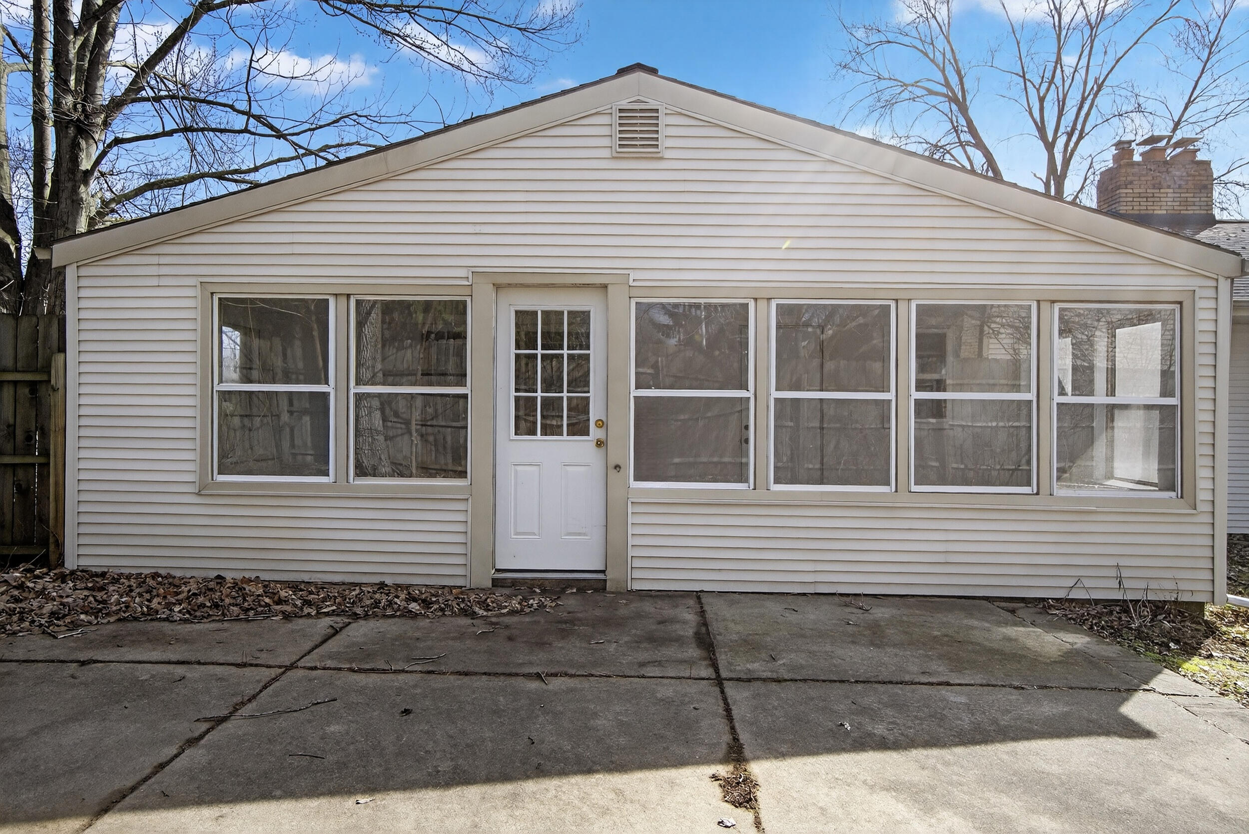 3304 Spring Arbor Road