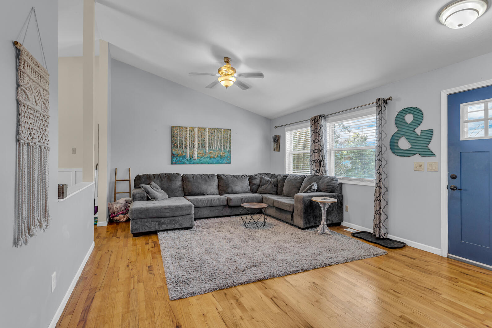 10281 Greenlawn Drive