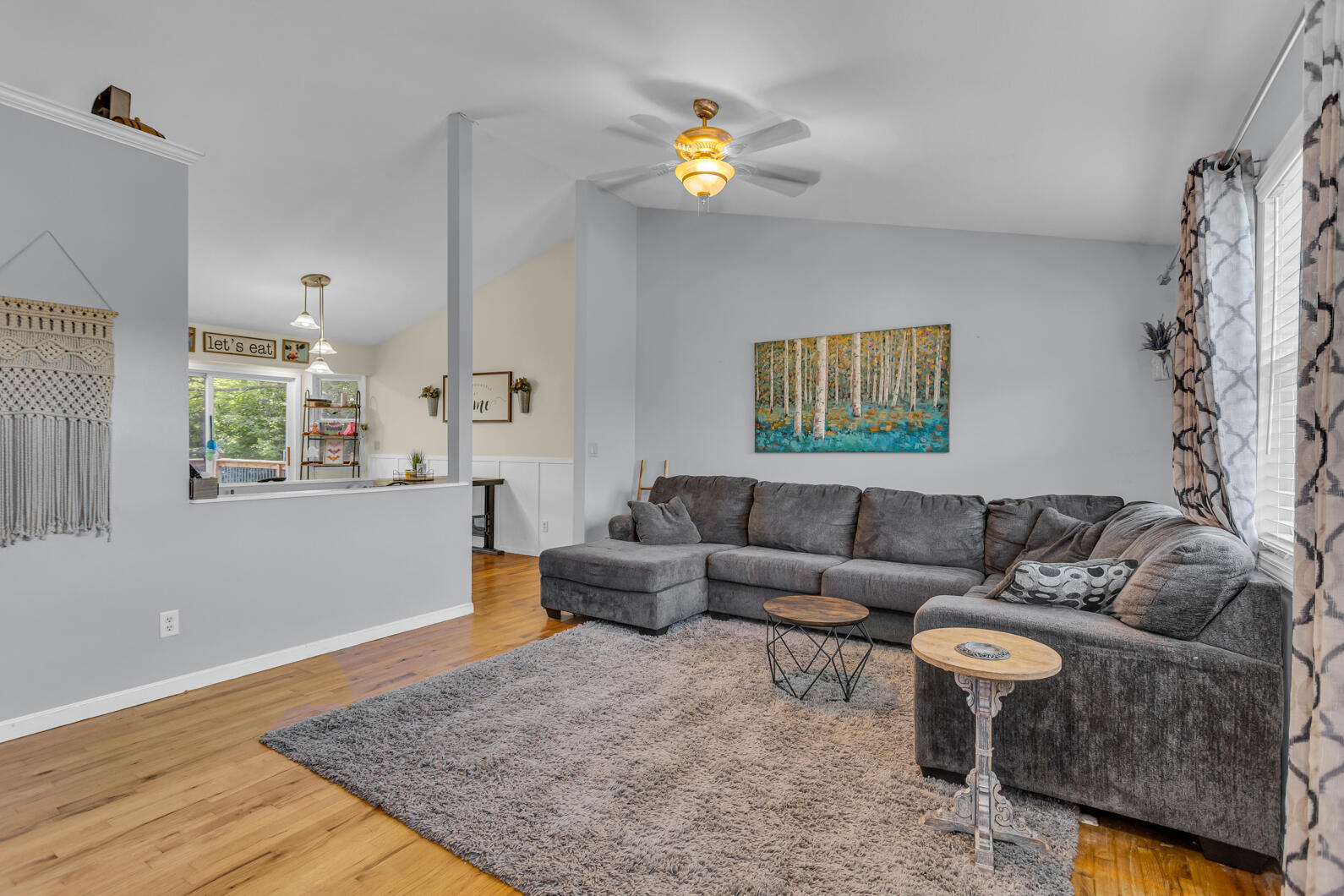 10281 Greenlawn Drive