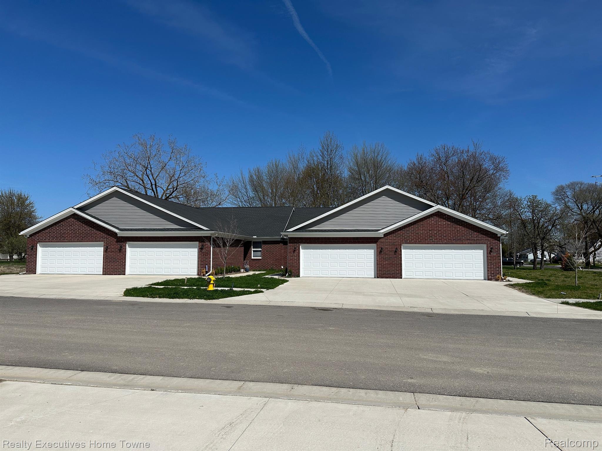 302 HIDDEN HARBOR Way 25