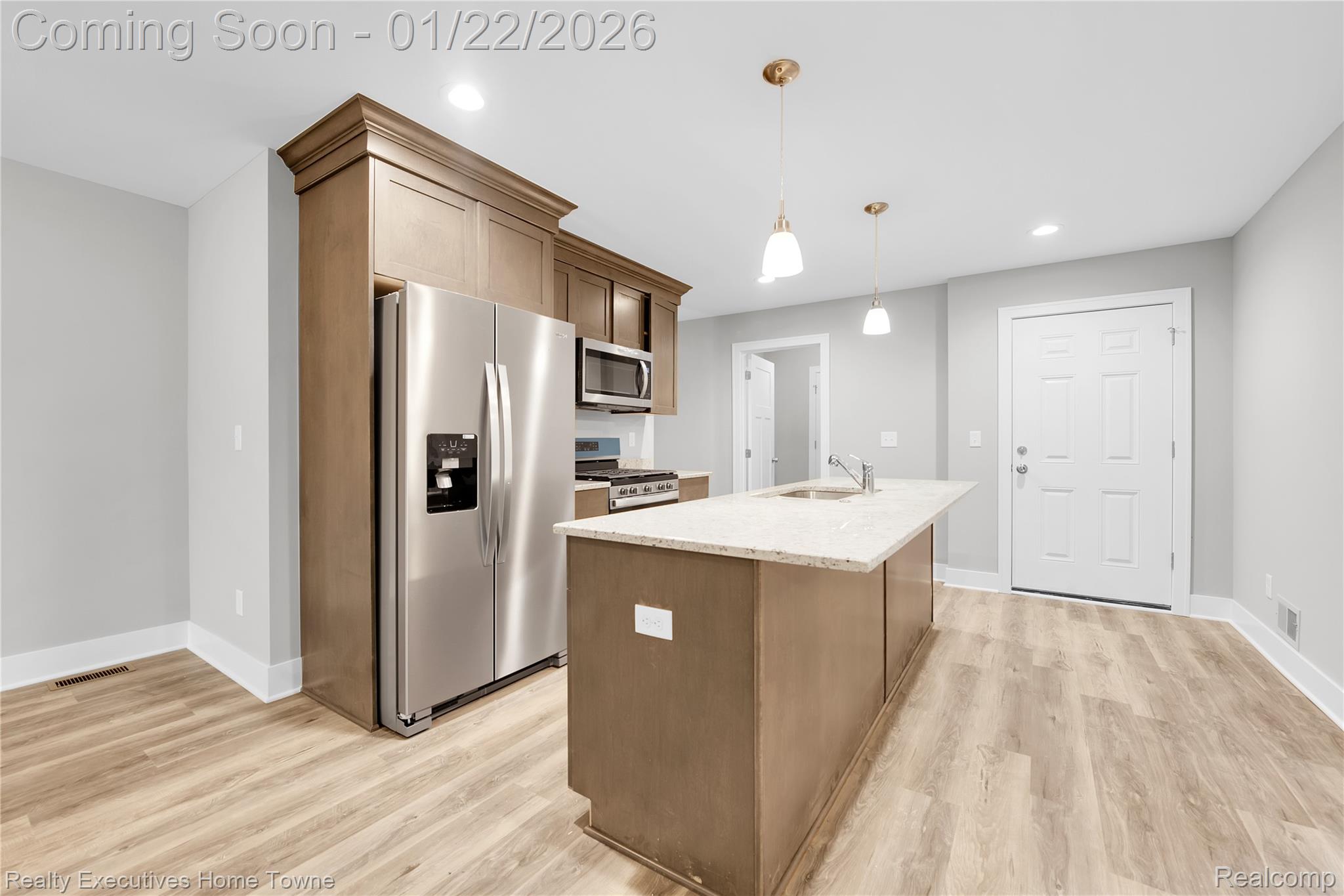 302 HIDDEN HARBOR Way 25