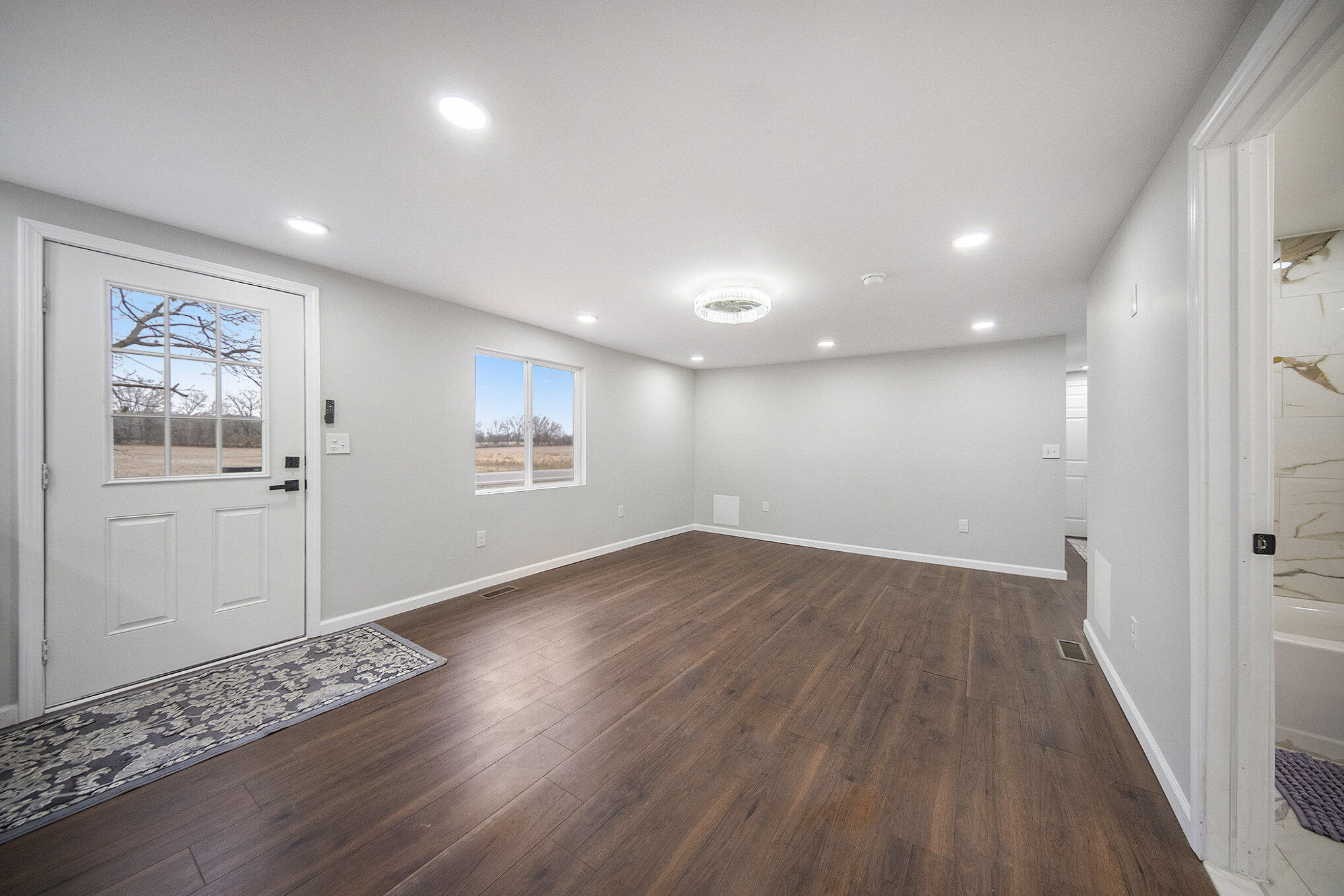 6465 N Adrian Highway