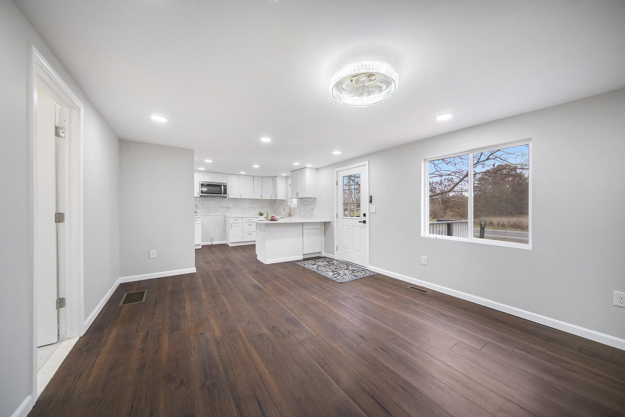 6465 N Adrian Highway