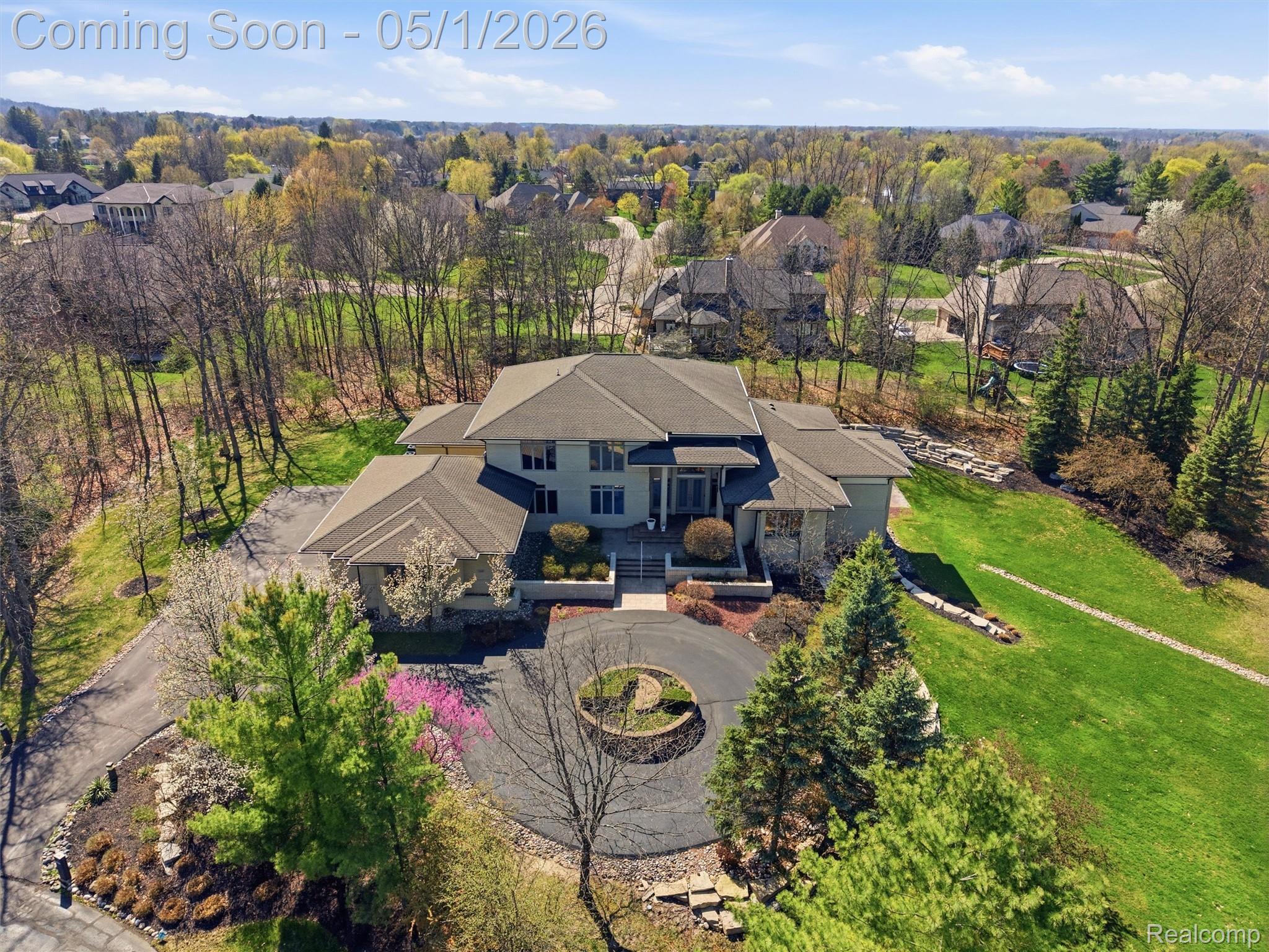 8390 Warwick Groves Court