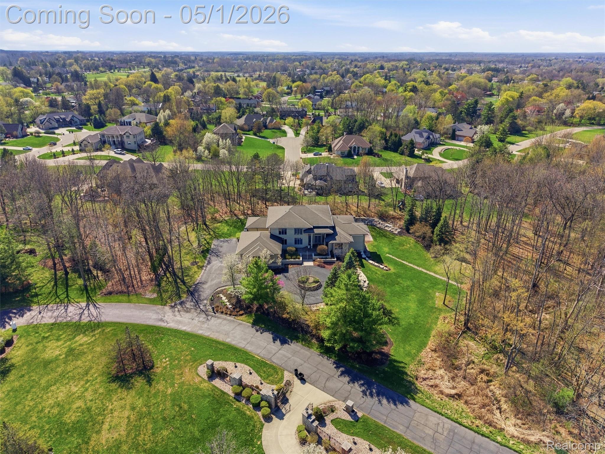 8390 Warwick Groves Court