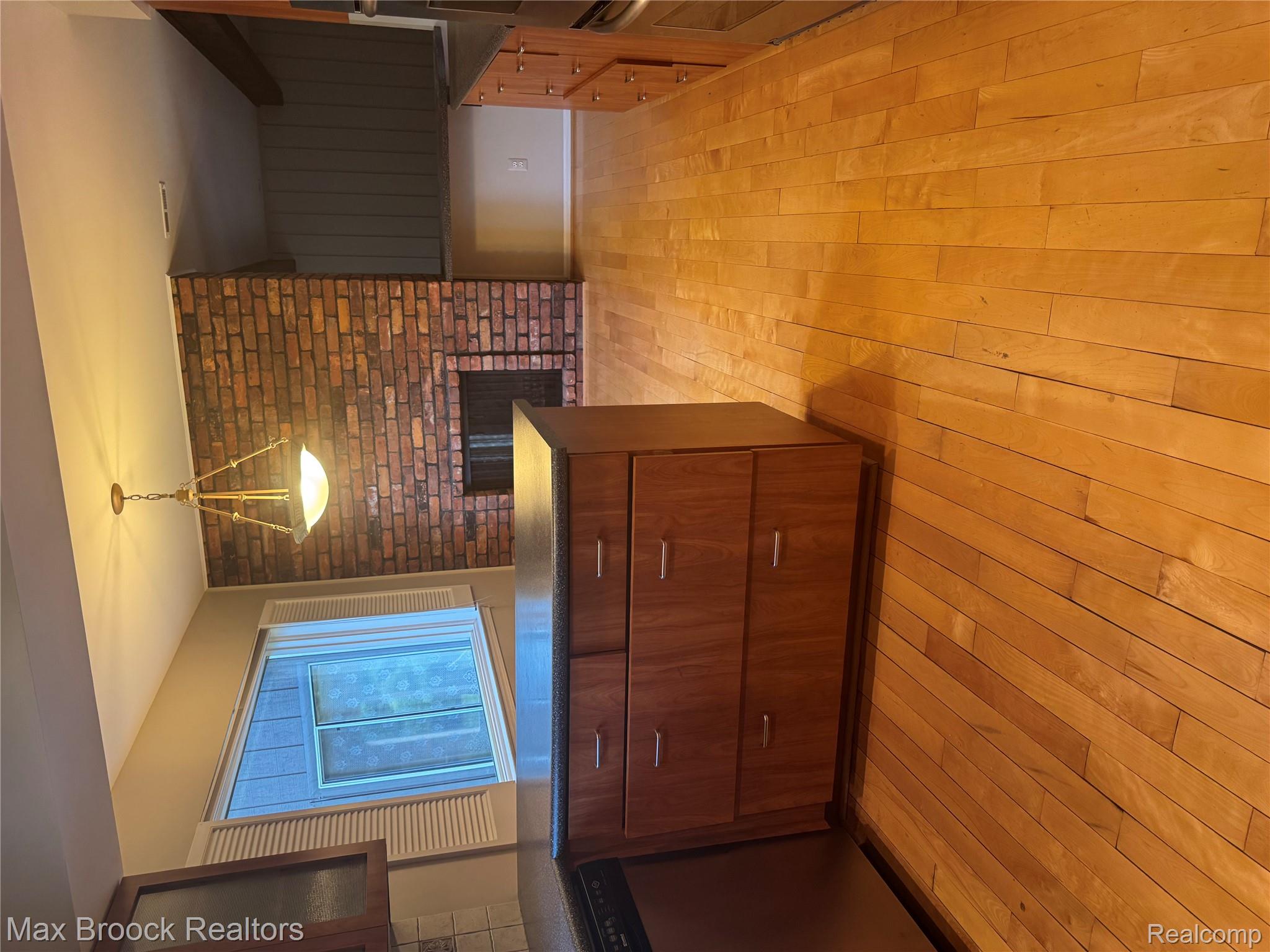 3200 Hartslock Woods Drive