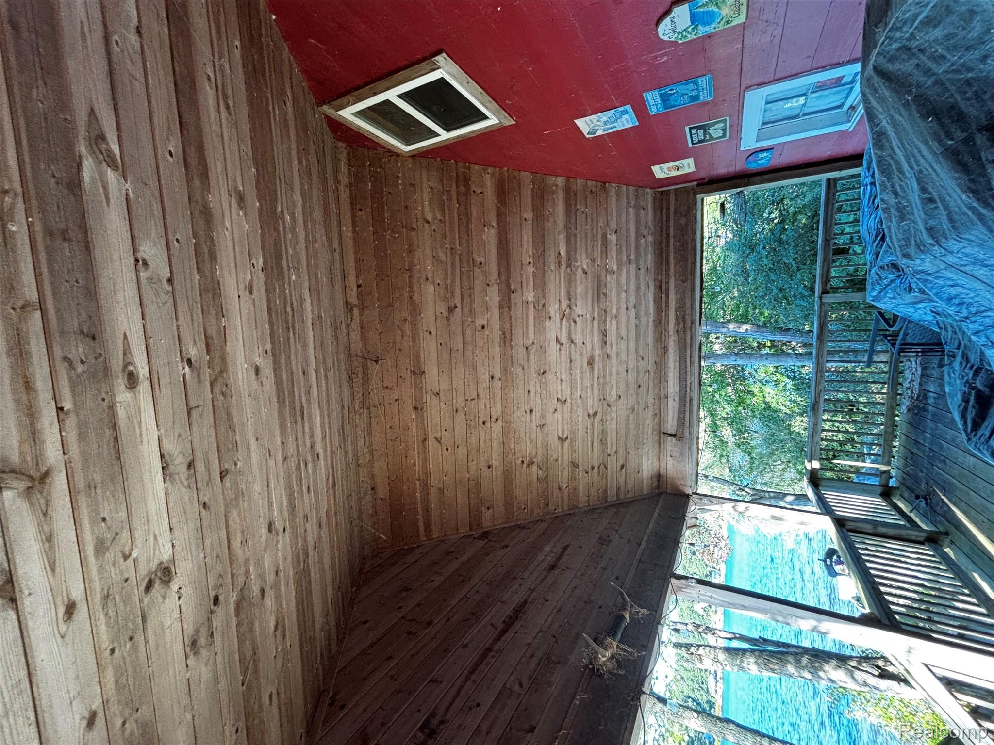 Frost Township, Michigan 48625, United States, 2 Bedrooms Bedrooms, ,1 BathroomBathrooms,Residential,Active,207808