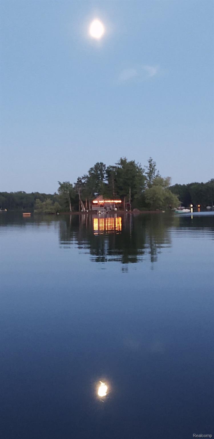 Frost Township, Michigan 48625, United States, 2 Bedrooms Bedrooms, ,1 BathroomBathrooms,Residential,Active,207808