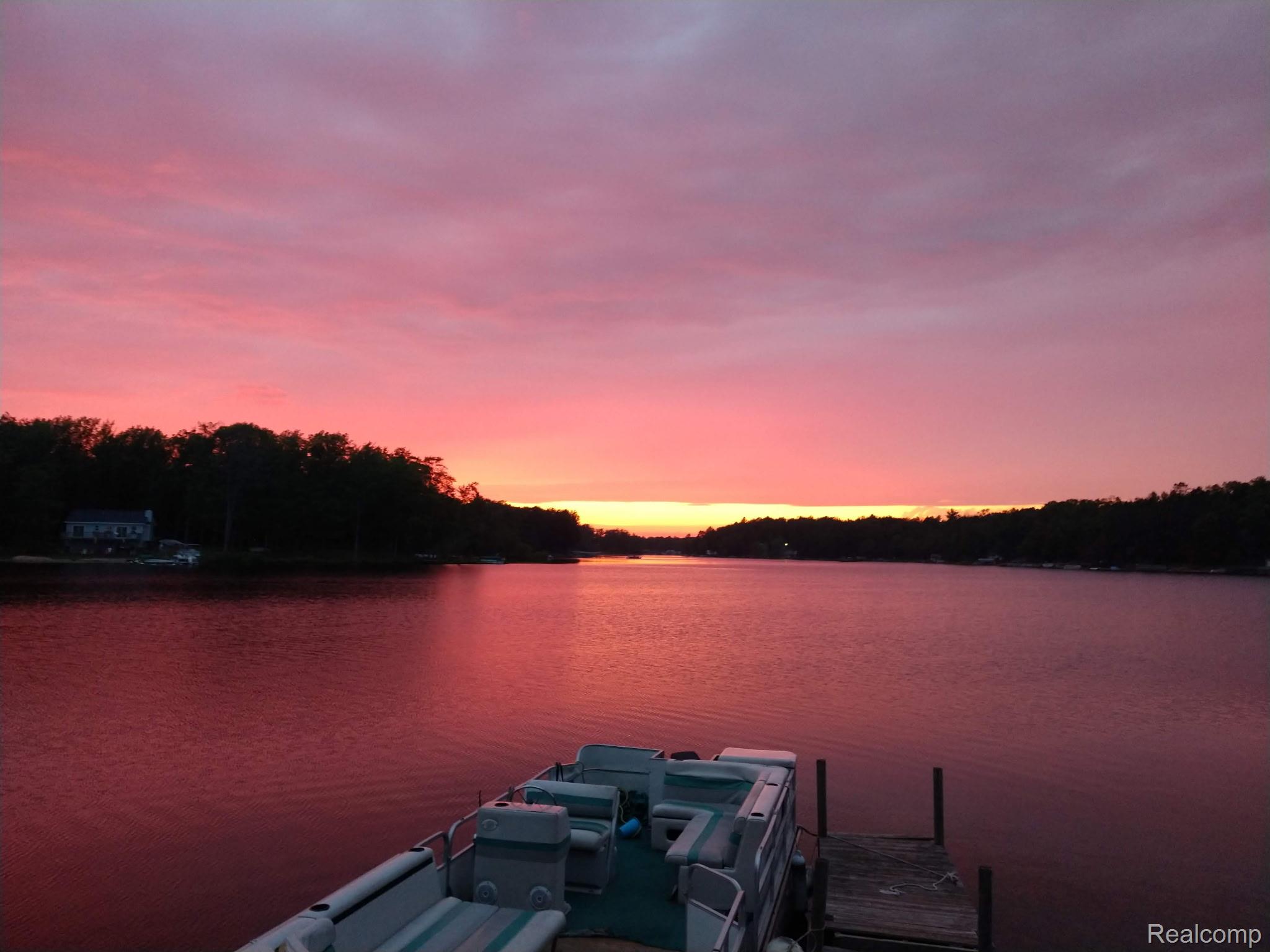 Frost Township, Michigan 48625, United States, 2 Bedrooms Bedrooms, ,1 BathroomBathrooms,Residential,Active,207808