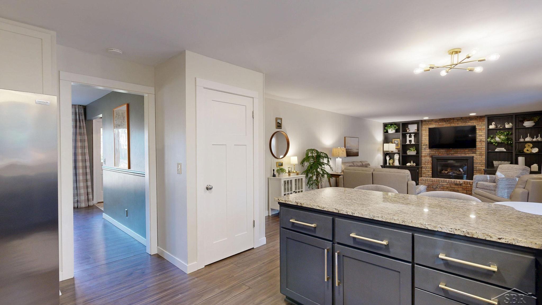 405 Mayfield Dr. Drive