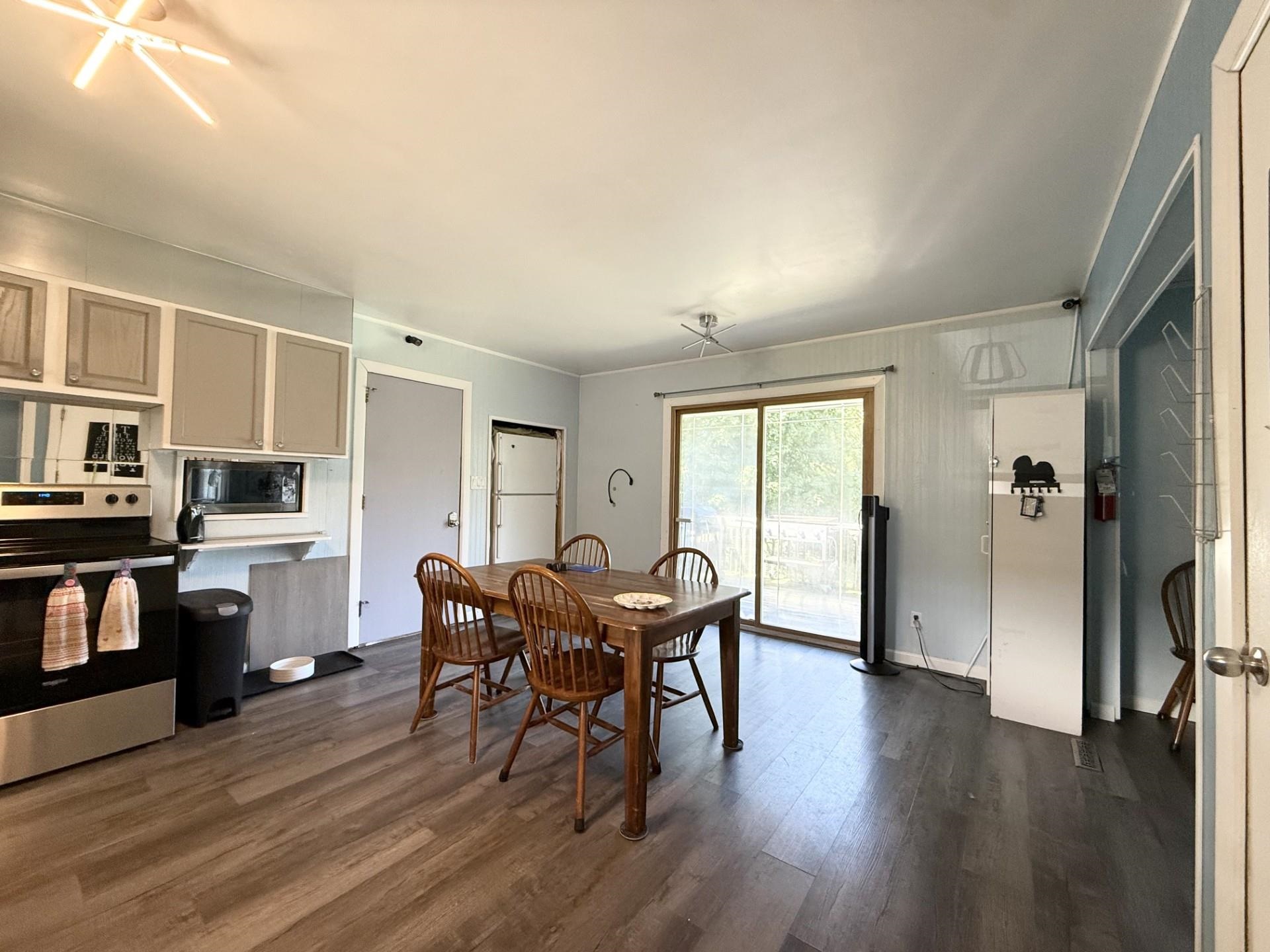 3935 E Long Lake Road