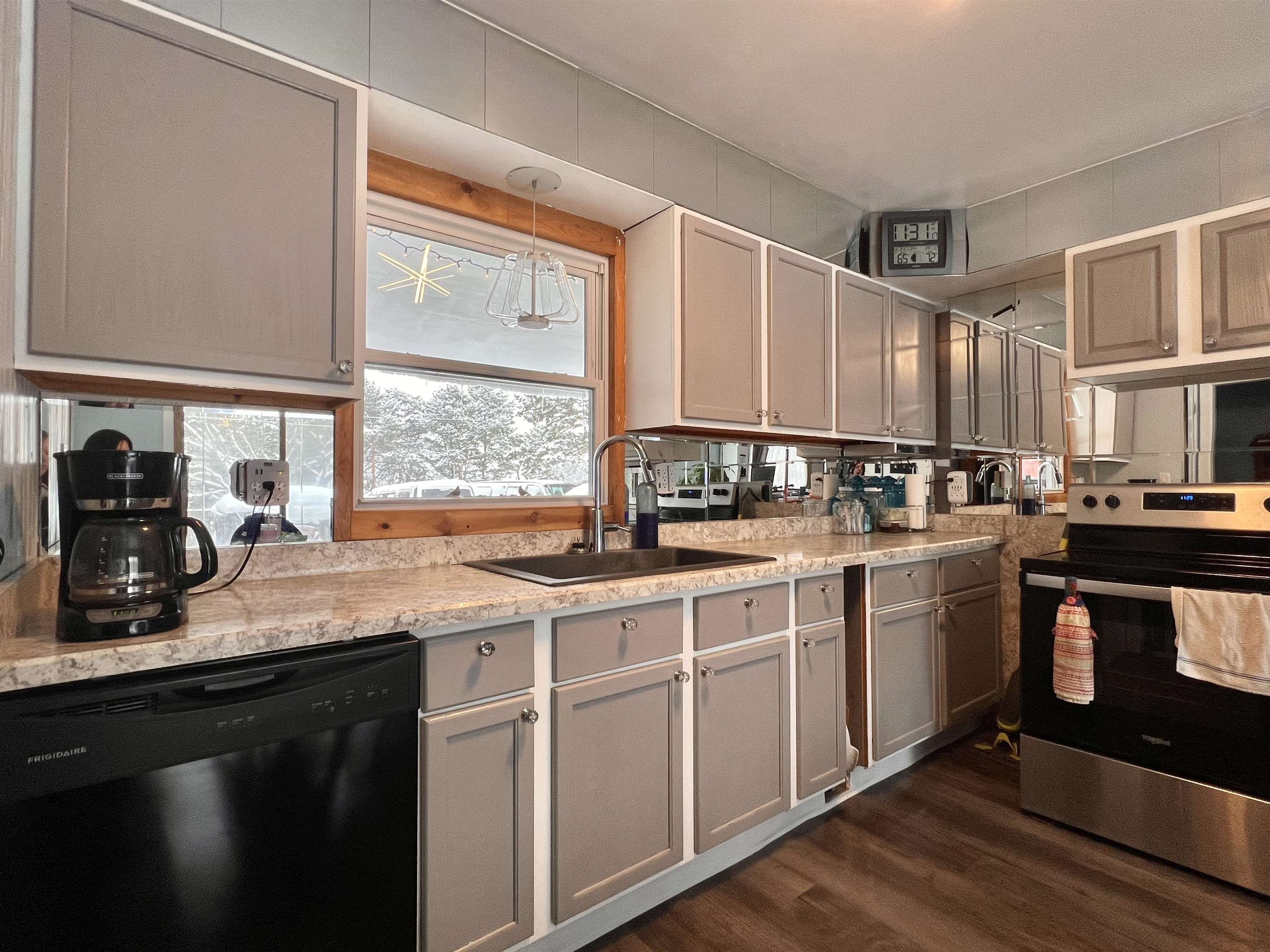 3935 E Long Lake Road