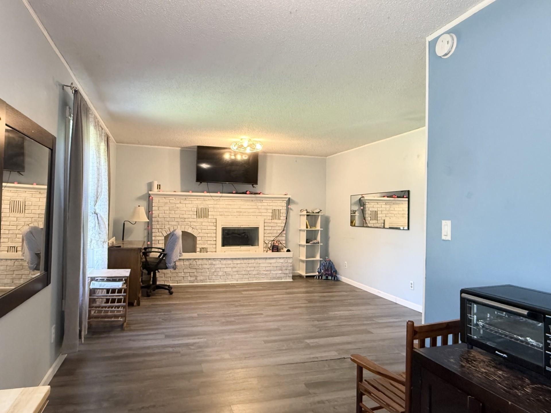 3935 E Long Lake Road