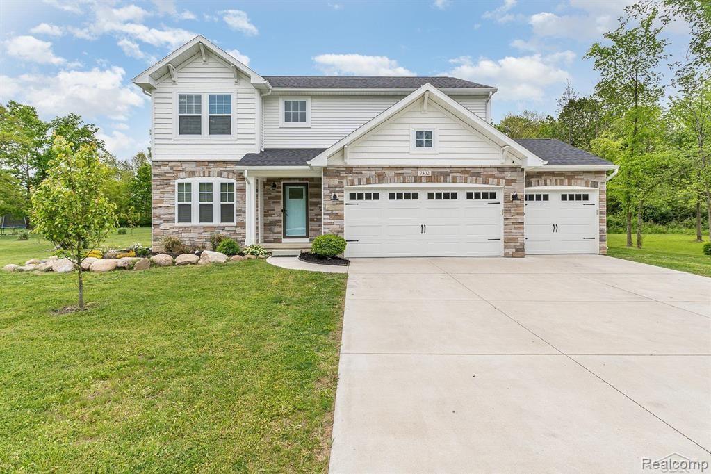 7302 Geraldine Circle