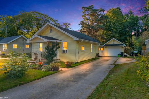 1020 Sanborn Street Port Huron City MI 48060