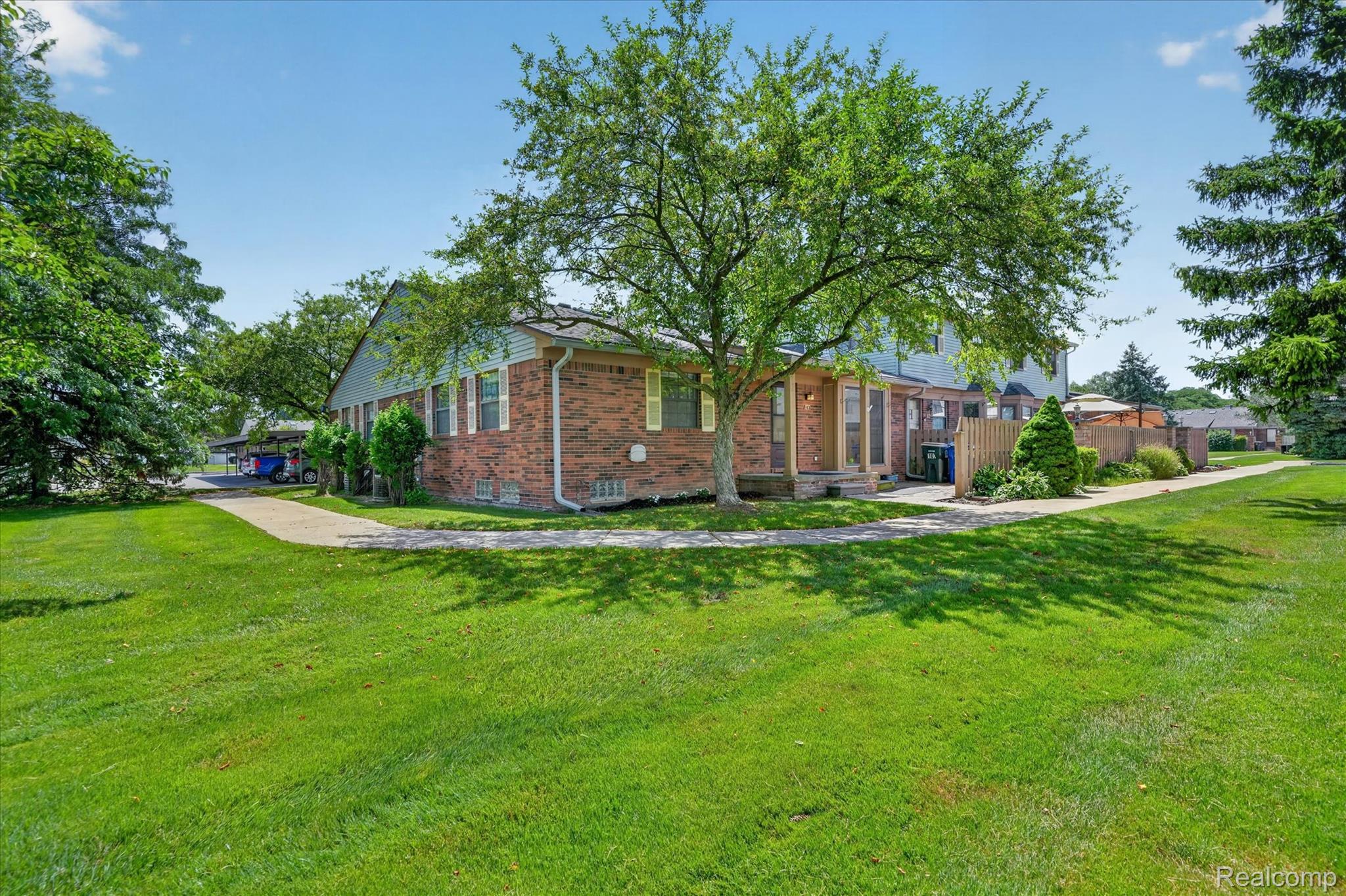 43628 W Arbor Way Drive 103