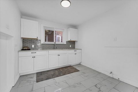 A home in DetroitCity_Wayne
