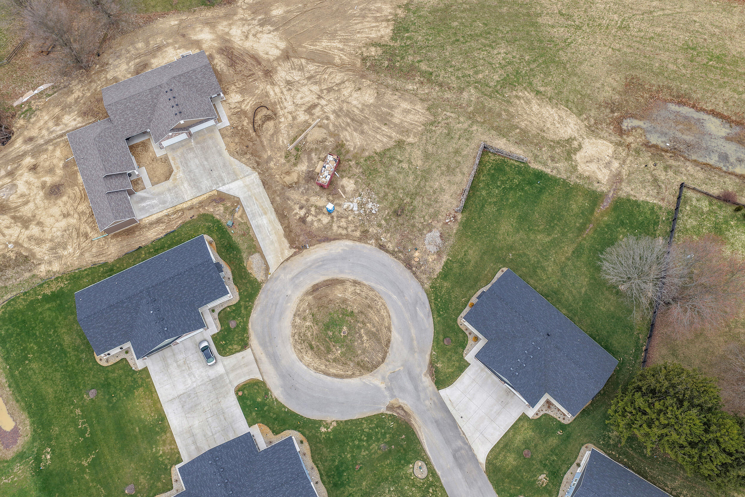 135 Lexington Pointe Drive 8