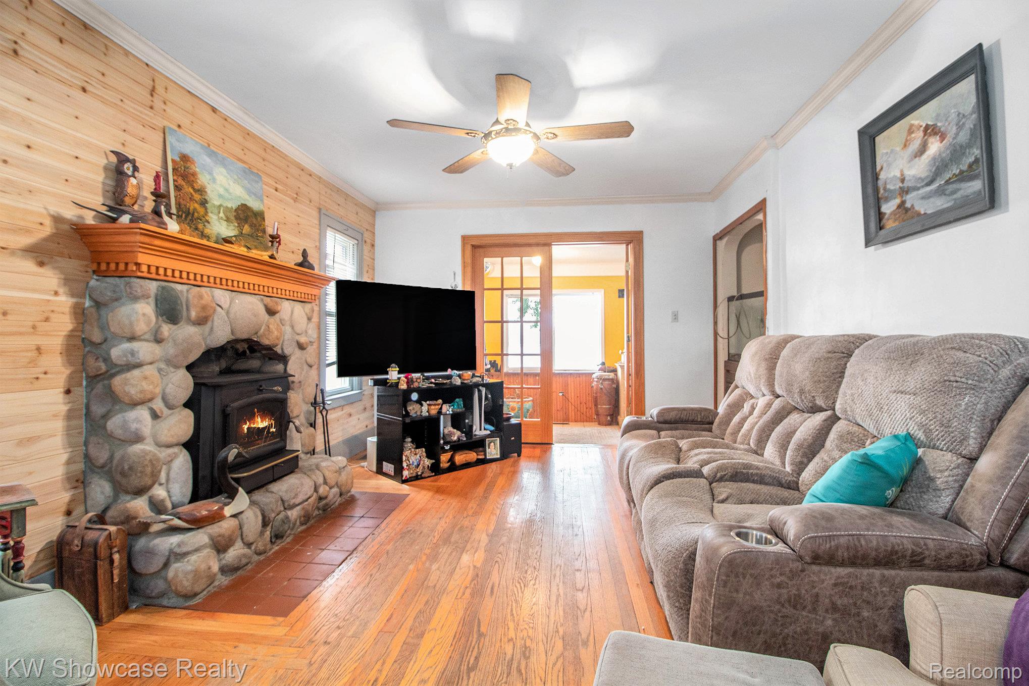 4882 Elizabeth Lake Road