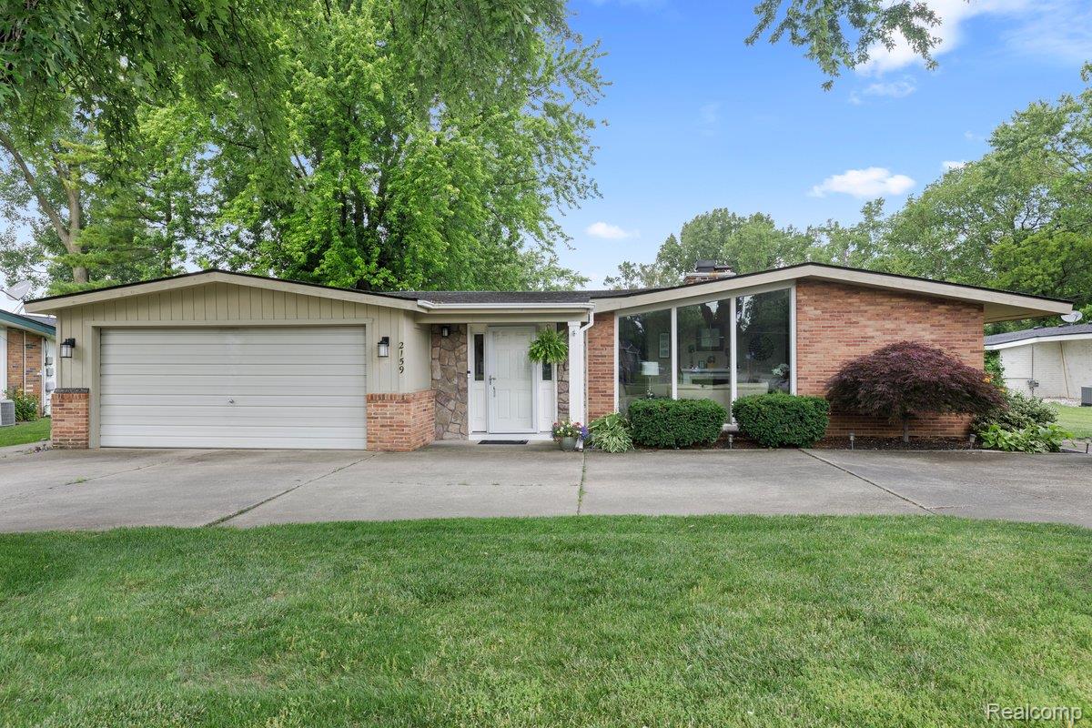 2159 HELMSFORD Drive