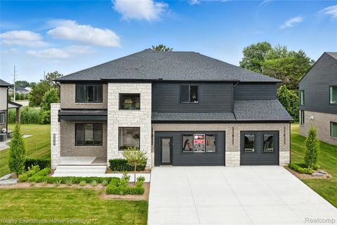 50964 MISTWOOD Drive Macomb Township MI 48042