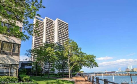Photo for 1001 W JEFFERSON Avenue 17E