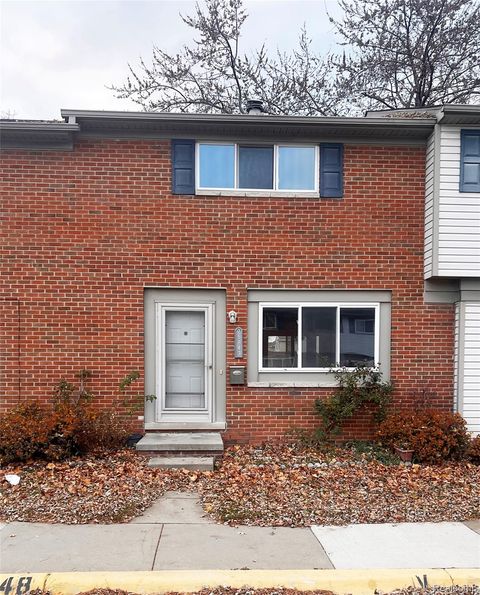 25843 Salem 48 Roseville City MI 48066