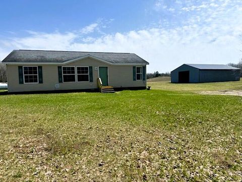 4614 N 180th Avenue Leavitt Township Oceana MI 49459