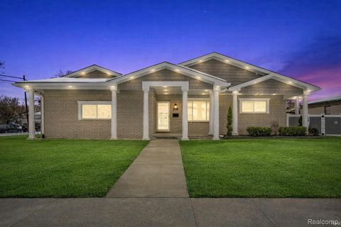 26611 Cecile Street Dearborn Heights City MI 48127