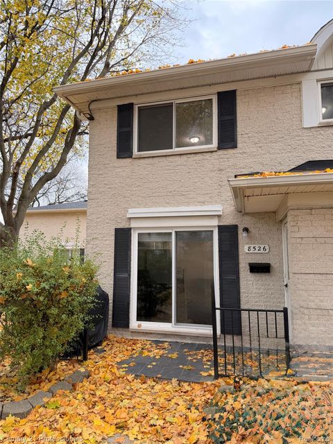 8526 Hampshire Drive Sterling Heights City MI 48313