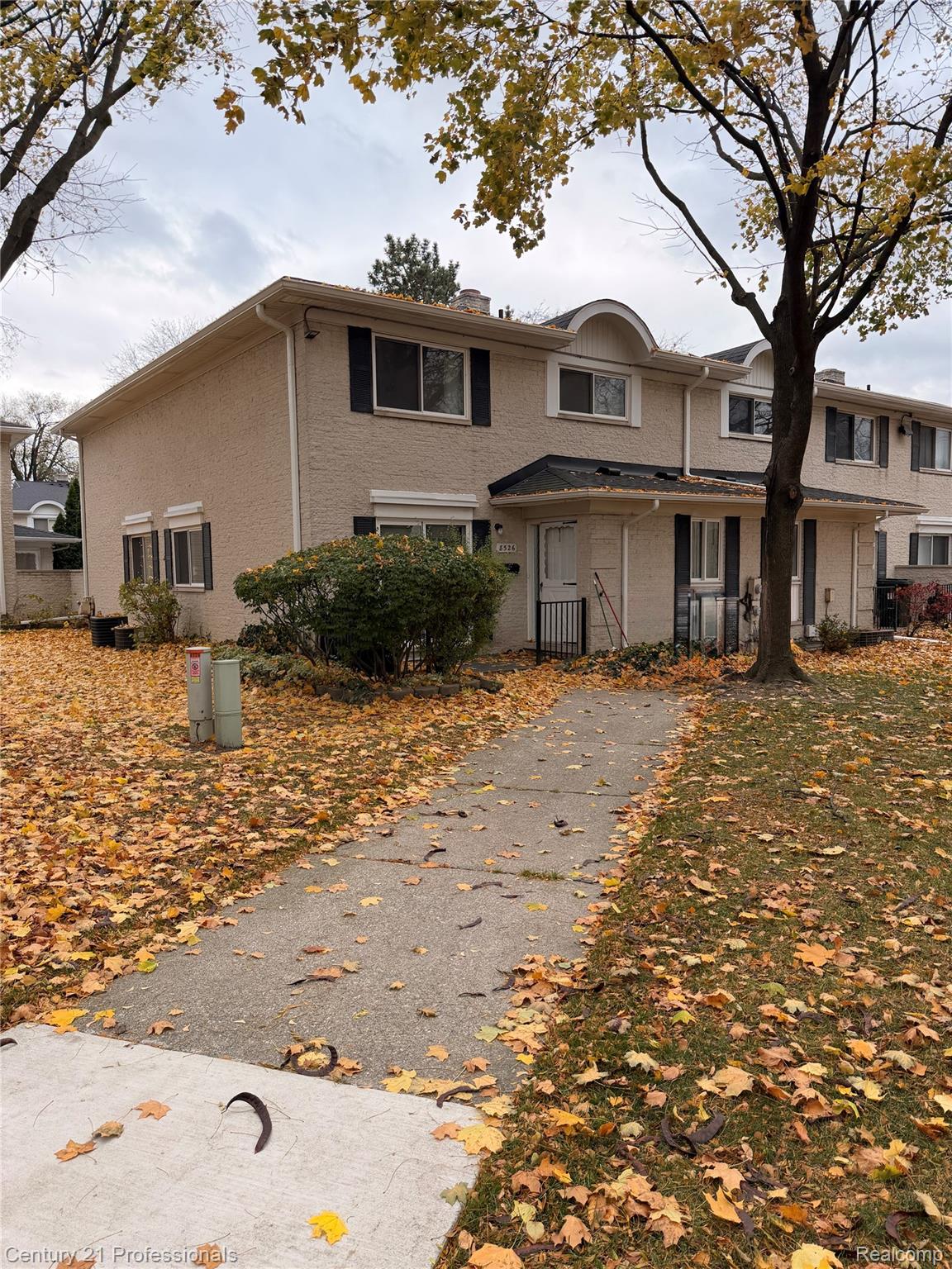 8526 Hampshire Drive