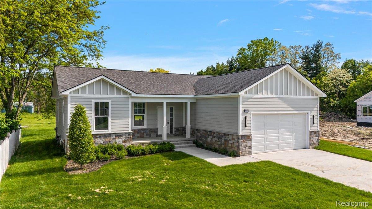 7268 ELIZABETH LAKE Road
