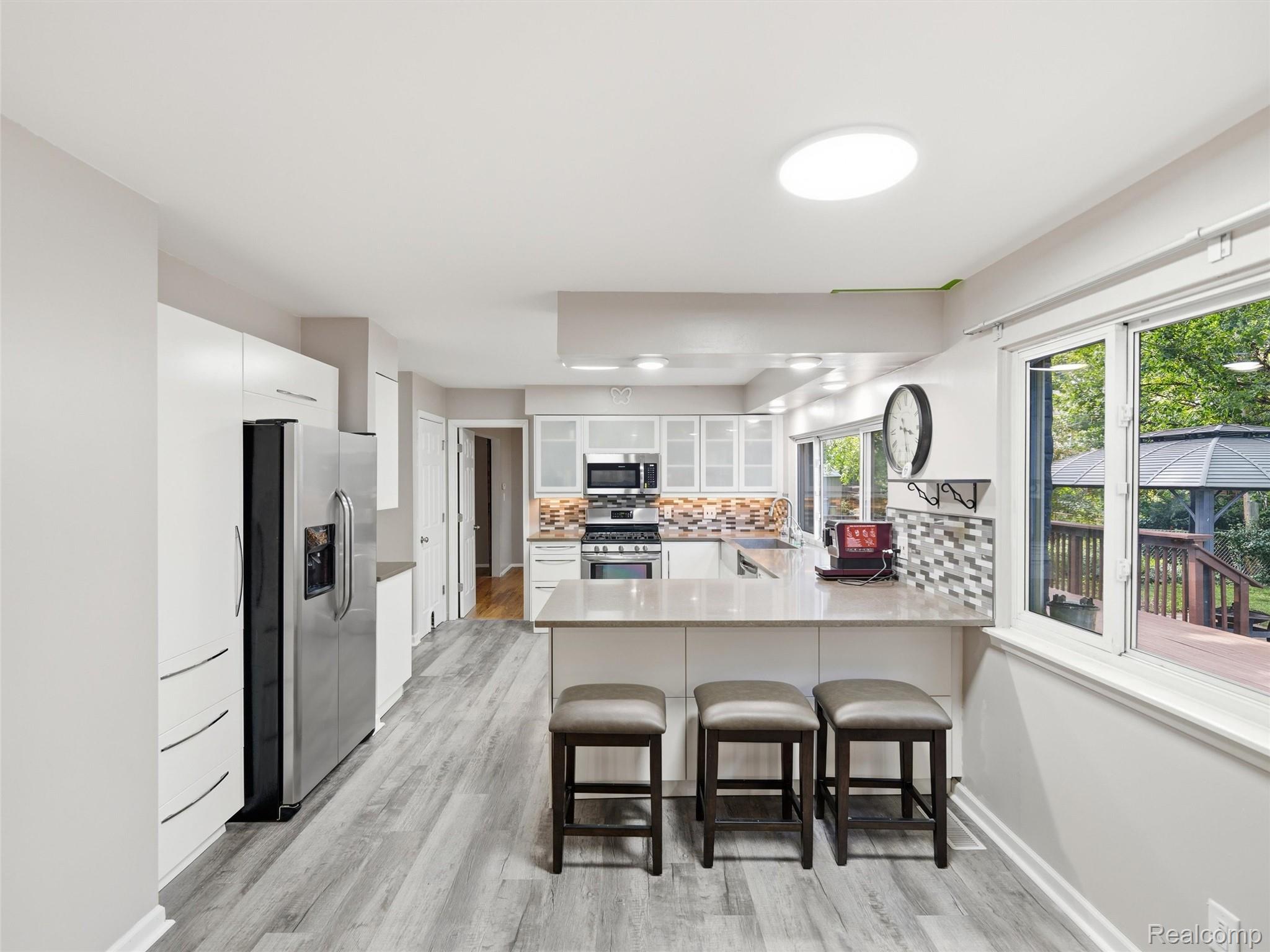 2921 Baylis Drive