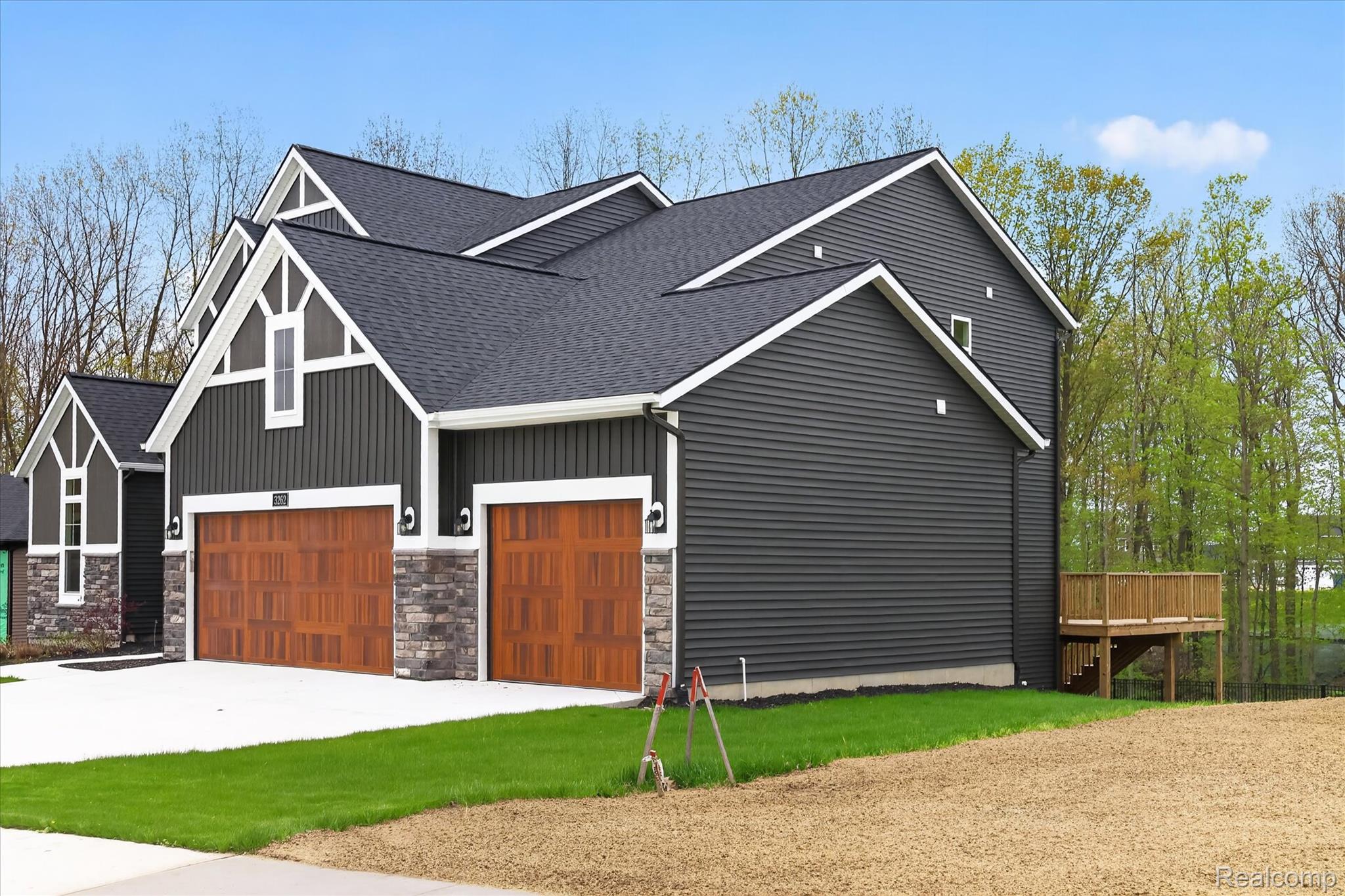 3262 Barett Ridge
