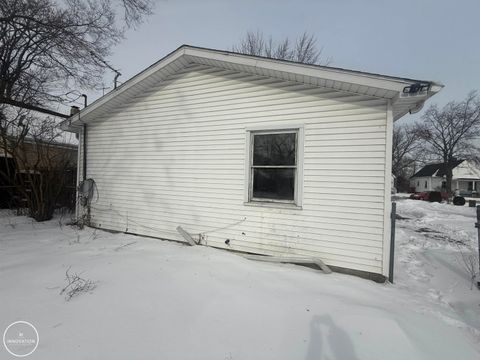 Tiny photo for 1026 Bancroft Street, Port Huron City, MI 48060 (MLS # 58050201073)