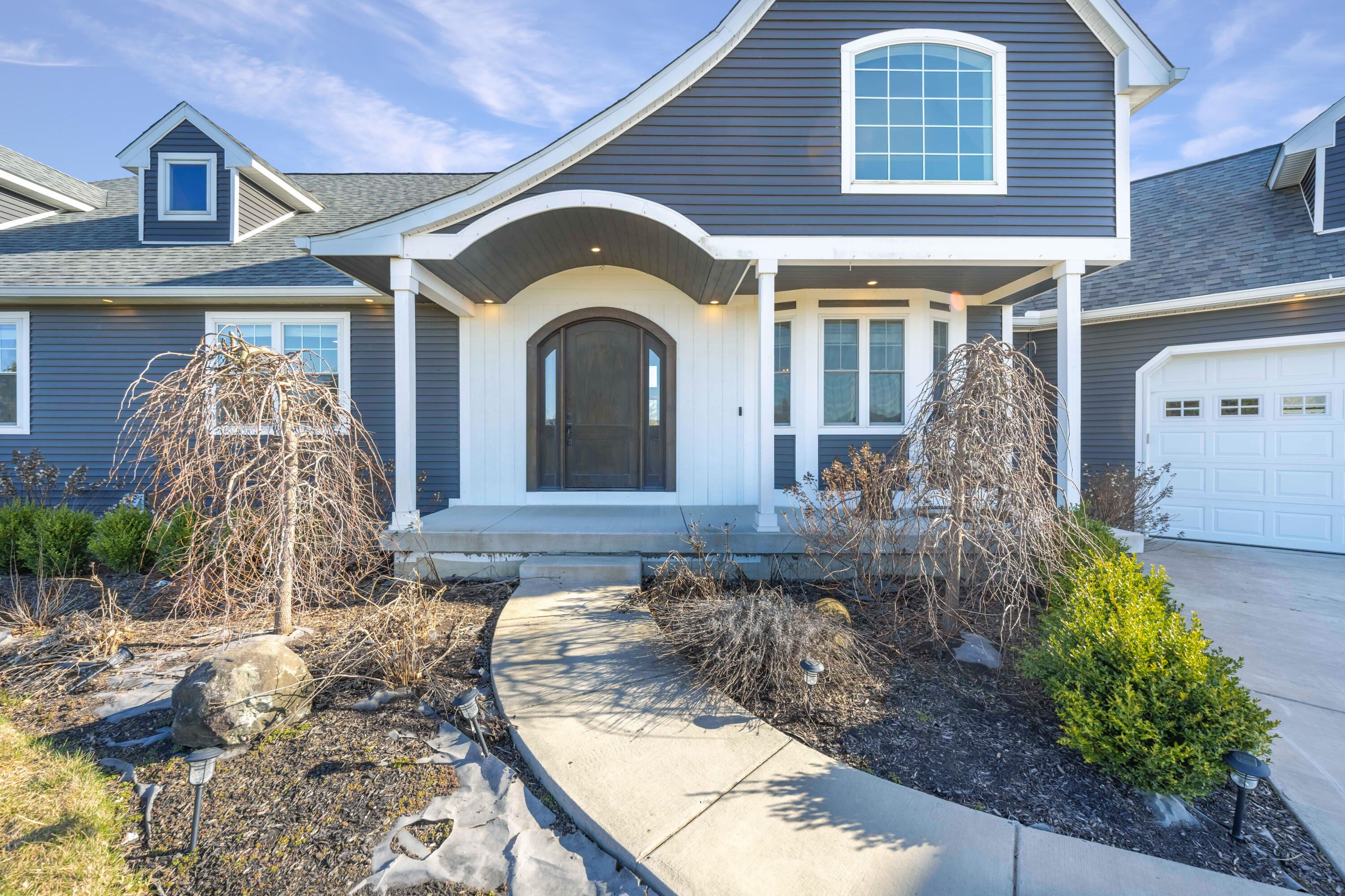 10914 Doves Point
